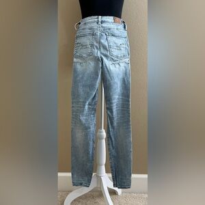 American Eagle Outfitters Next Level Stretch Light Blue Women Jeans